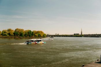 Bordeaux river