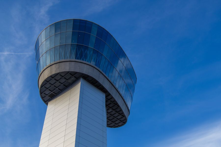 Air traffic Steven F. Udvar-Hazy Center, Smithsonian National Air and Space Museum's annex at Washington Dulles International Airport blue,steven f. udvar-hazy center,smithsonian national air and space museum