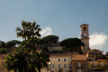 Cannes A famous tourist attraction, the Cannes sign located in Château de la Castre ||  