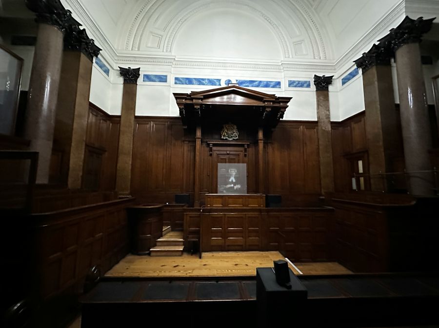 courtroom  