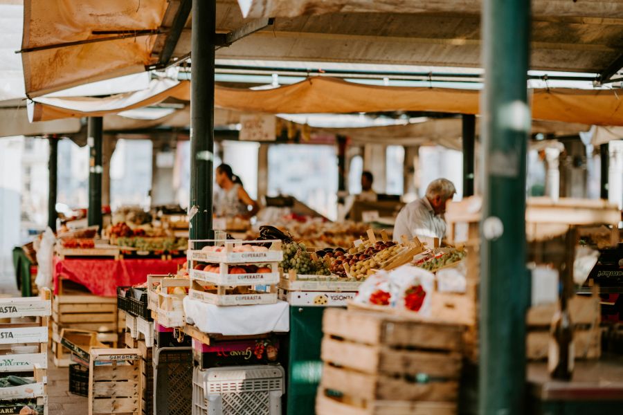 market food Fresh fruit and veg stall 