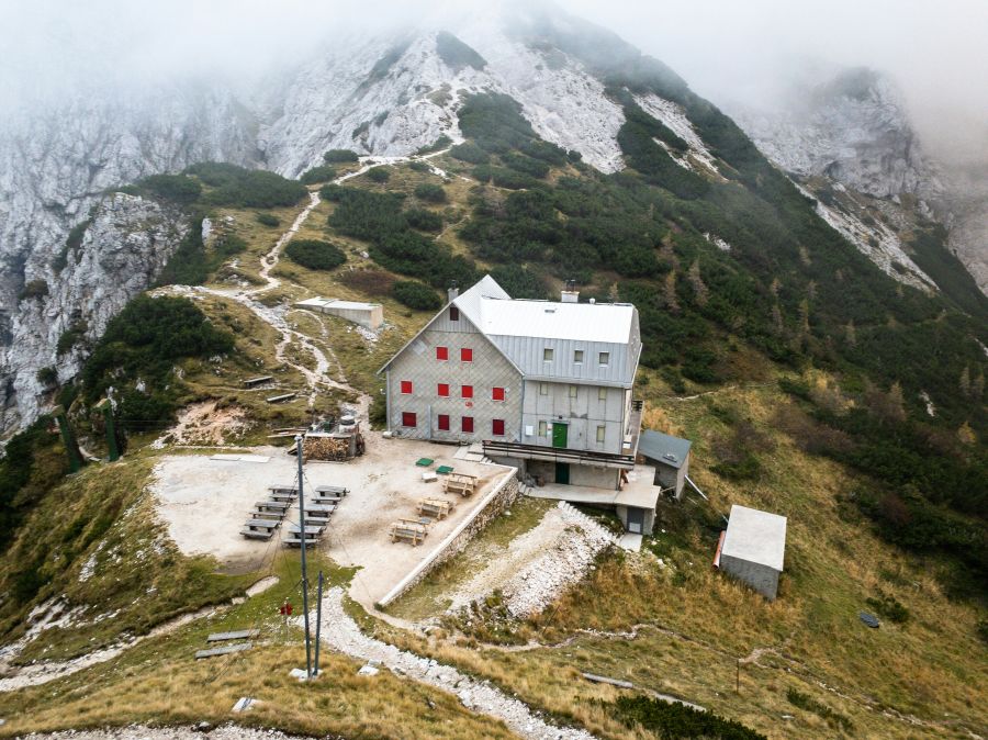 Mountain refuge Mountain Hut on Kokrsko Sedlo 