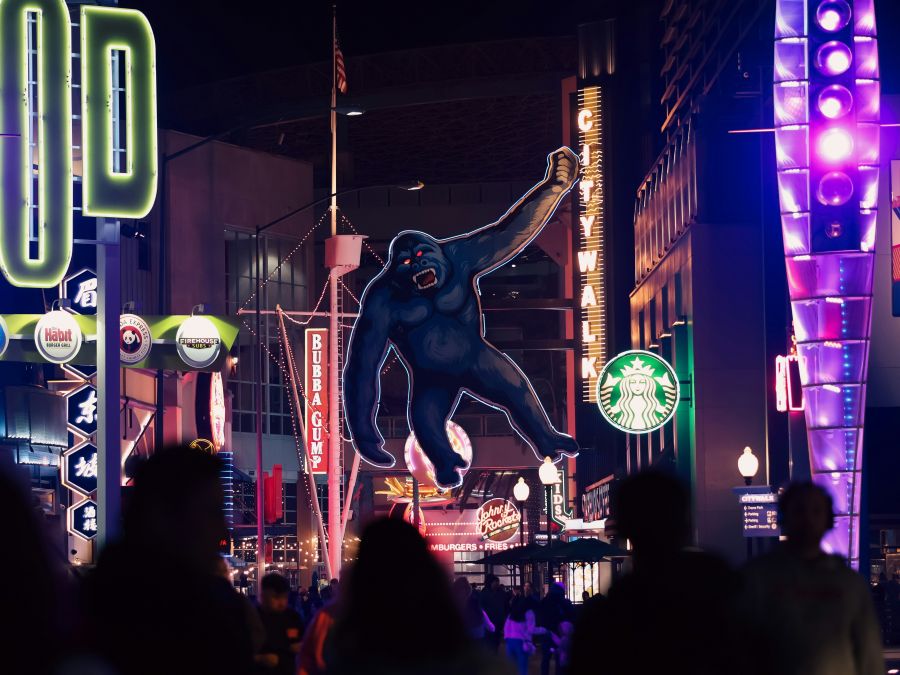 King Kong King Kong dominates the night scene at Universal CityWalk. 