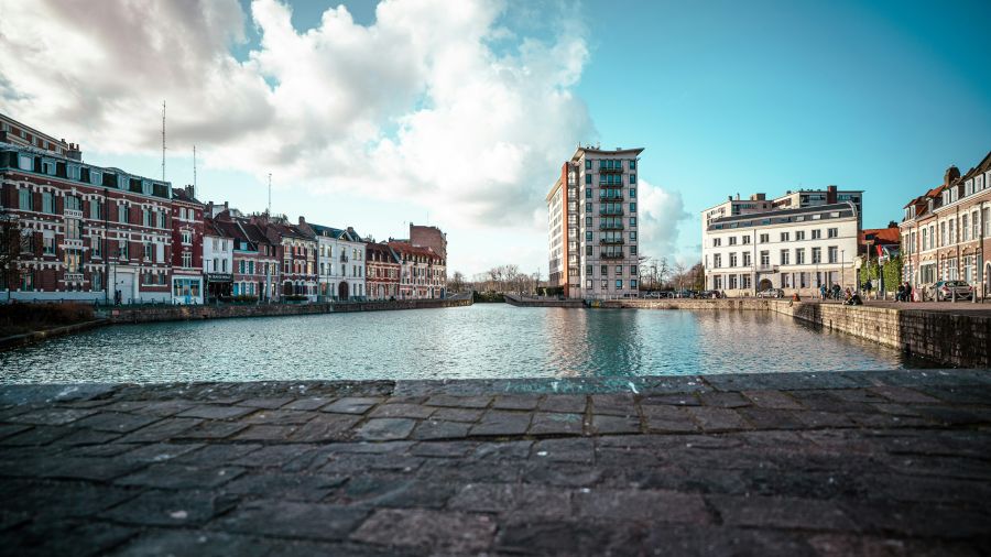 Lille neighborhood Quai du Wault - Lille Instagram : @jacques.dillies building,city,urban