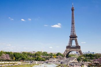 Eiffel Tower The owner of the copyrighted asset is Reva Group