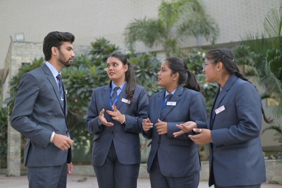 Dialogue Exchange Students actively participate in meaningful discussions, building communication and teamwork skills at the Best MBA College in Jaipur, where academic excellence meets industry-focused education. https://www.poddarbschool.com/one-day-mba-workshop 