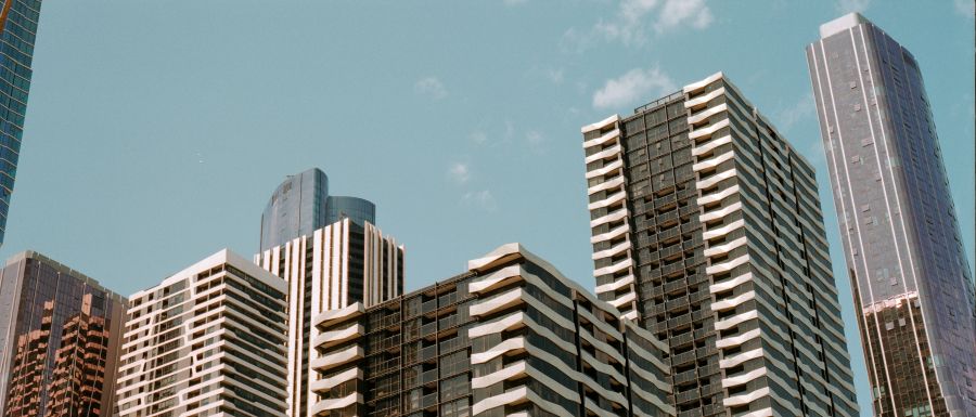Skyline Building Highrise apartments in Melbourne CBD 