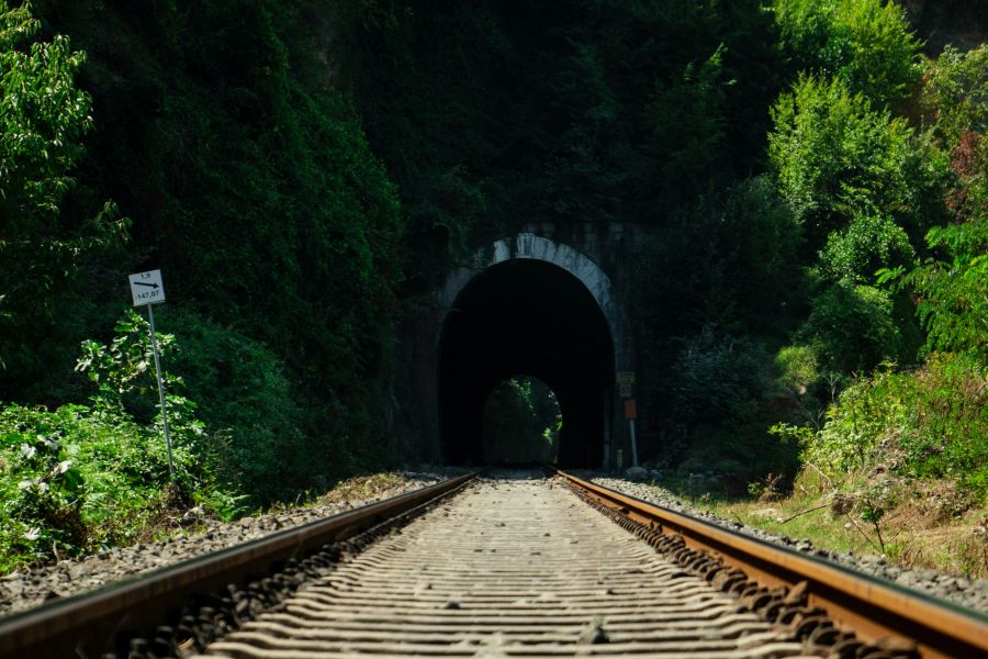 train tunnel  