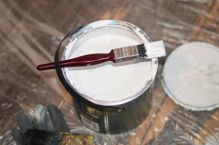 redecoration tin of white paint with brush brush,white,paintbrush