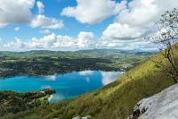 Lac Lac d'Aiguebelette vue de la montagne france,lac d'aiguebelette,landscape