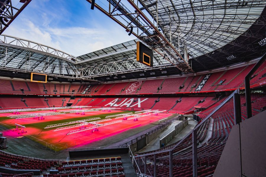 Football Lens amsterdam,johan cruijff arena,johan cruijff boulevard