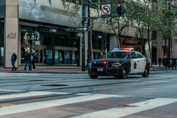 police chase Police car with lights in San Francisco 