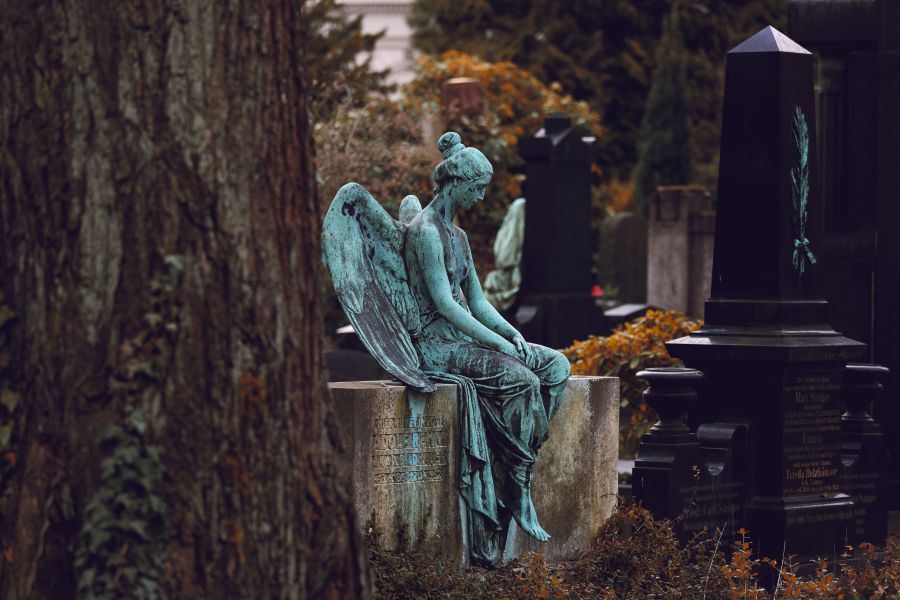 Cemetery Beautiful statue I've found on a quiet cemetery in the city of Dresden. Rest in peace. 