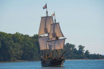 Sailing ship  