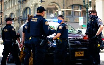 fugitive arrest Police