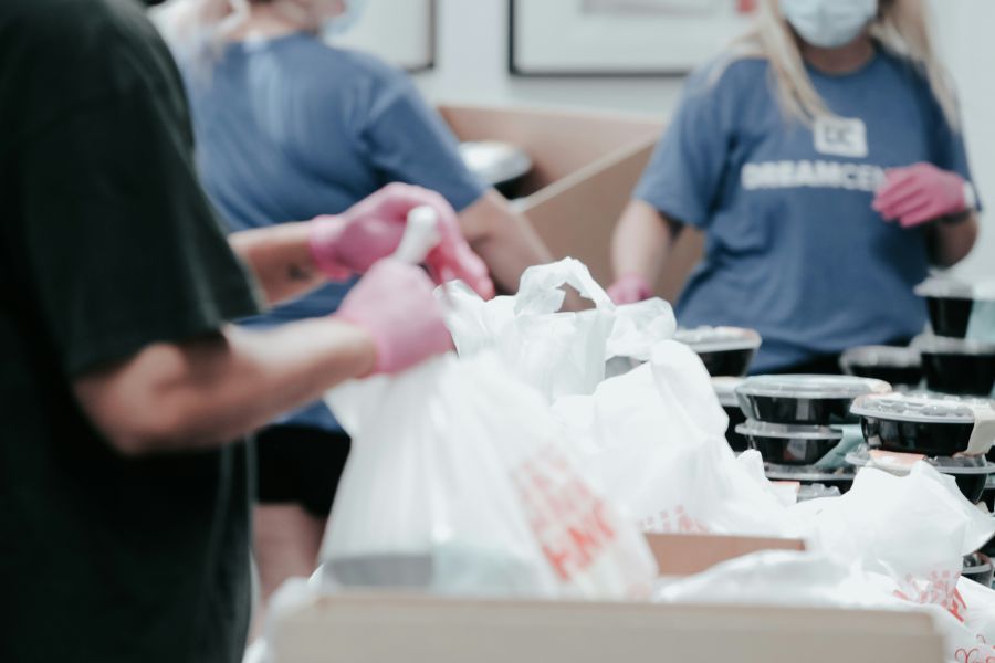 volunteers  