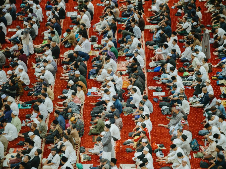 Muslim gathering A large crowd of worshippers during Idul Fitri (Eid) prayers in Masjid Istiqlal 
