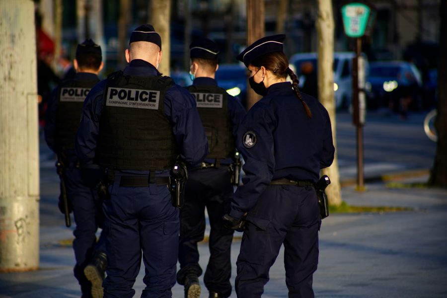 Arrest crime  