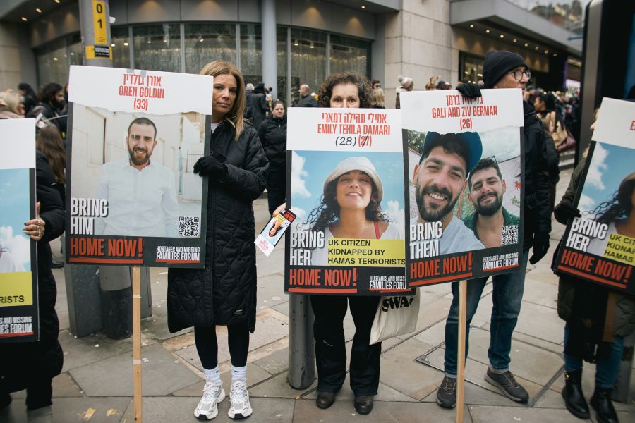 Hostage British hostage Emily Damari arrives in Israel after being released by Hamas 
