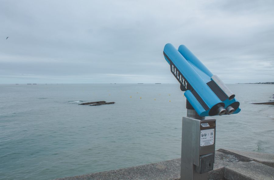 Normandy Memories  france,arromanches-les-bains,sailors