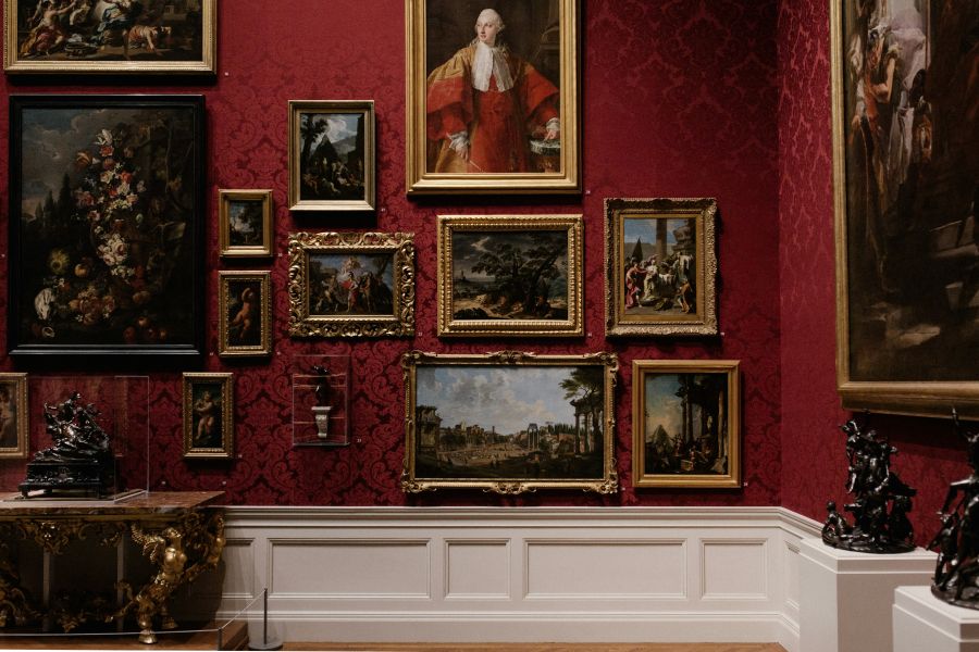 Museum Instagram - @andrewtneel | Donations - paypal.me/AndrewNeel art,museum,indoors