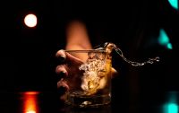Alcohol drinking through the quarantine  