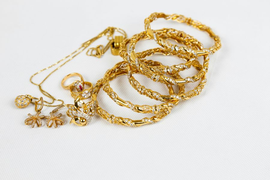 Jewelry auction Gold Jewelry 