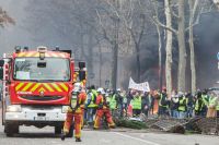 Firefighters protest Thousands of riot police continue to clash with protesters in the nation’s worst urban riots in decades, Paris, France, Saturday, Dec. 8, 2018. 