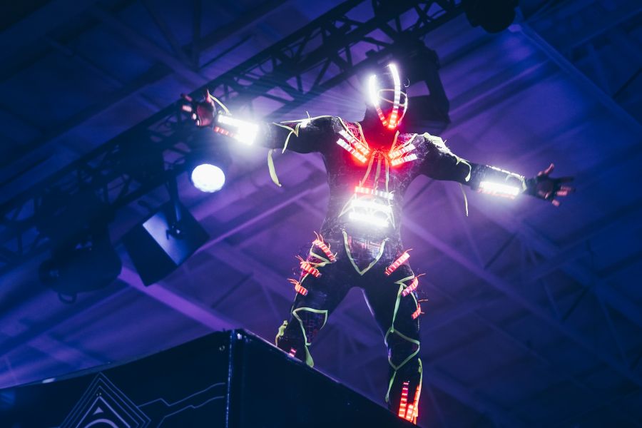 Costumes Stage These performers would jump from a 15ft. platform in sync with each other behind the stage of a DJ playing for thousands. united states,san diego,lights