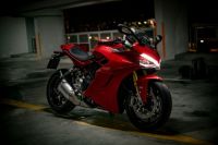 motorcycle Ducati SuperSport S 