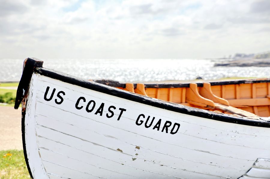 lifeguard boat A symbol of courage and dedication: old rescue boat of US Coast Guard near Portsmouth Harbor Light.

Thanks to the people who fight for the life of others - in the past and today! 