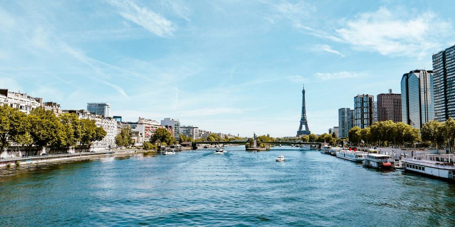 Seine River Eiffel Tour and the Seine river 