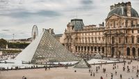 Louvre museum A view on Louvre and it's famous pyramids.
Paris Picdump #3 Louvre 