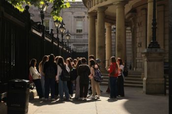 museum entry Students gathering for a museum tour
