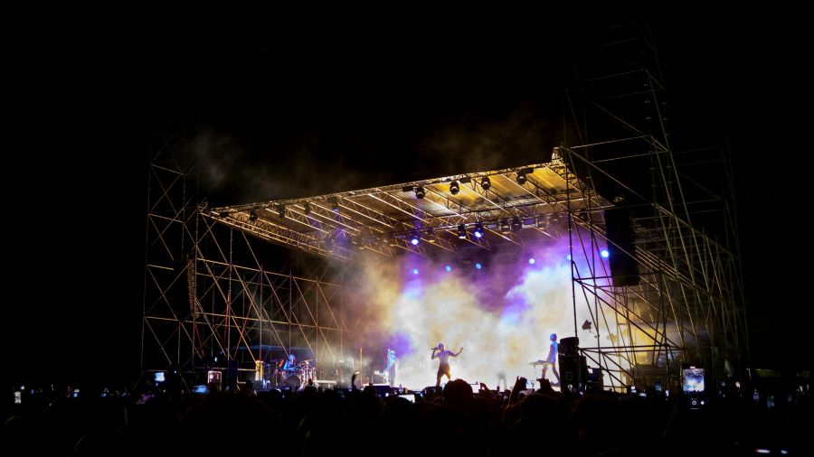 Concert accident  