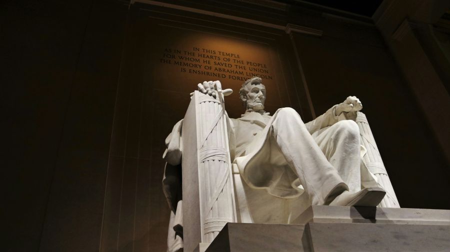President Macron president,washington,memorial