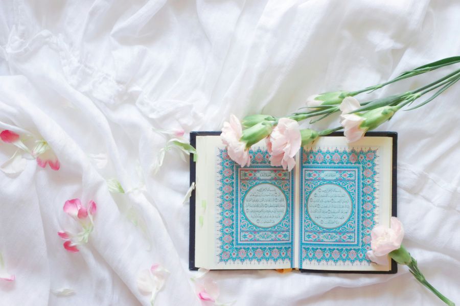 Islam  text,plant,flower