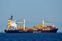 Exportation Trade  boat,ship,cargo