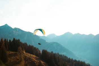 paragliding accident