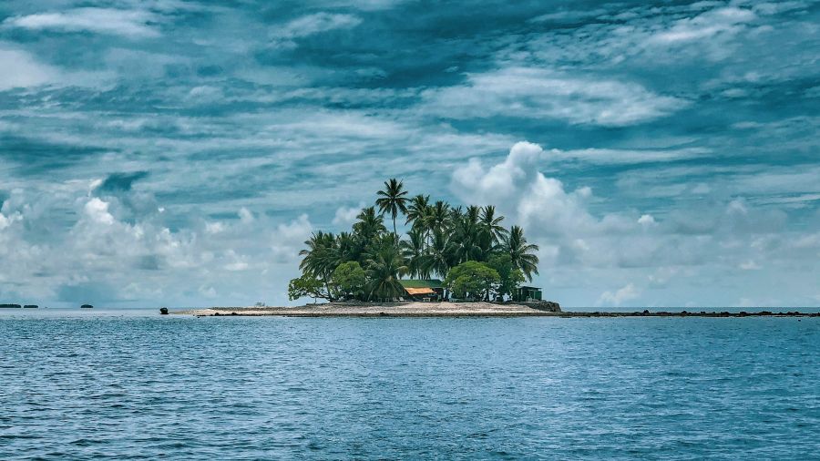 Island It has always been a dream to travel to Micronesia, but it’s a whole other story to get the opportunity to go and dive the biggest graveyard of WWII ships in the world.
The place I am speaking of is Chuck Lagoon of the Federated States of Micronesia, located about 1,000km southeast from Guam on the Pacific Ocean.
These are the many islets that are scattered within the vast lagoon.