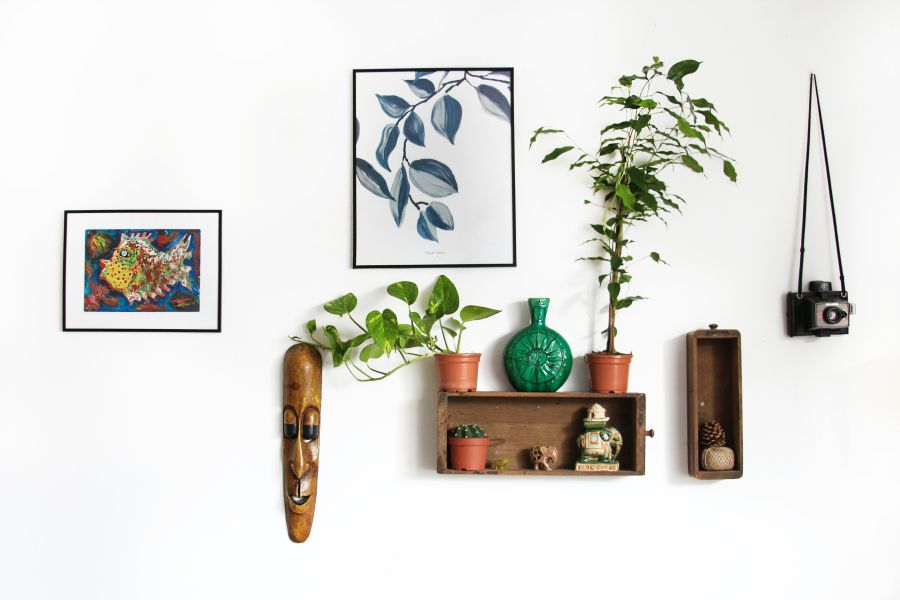 Wall collapse Sunday afternoon boho inspiration
I decorated our living room wall one lazy Sunday. frame,plant,home
