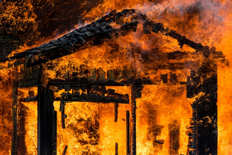 Fire disaster Burning Down The House 
