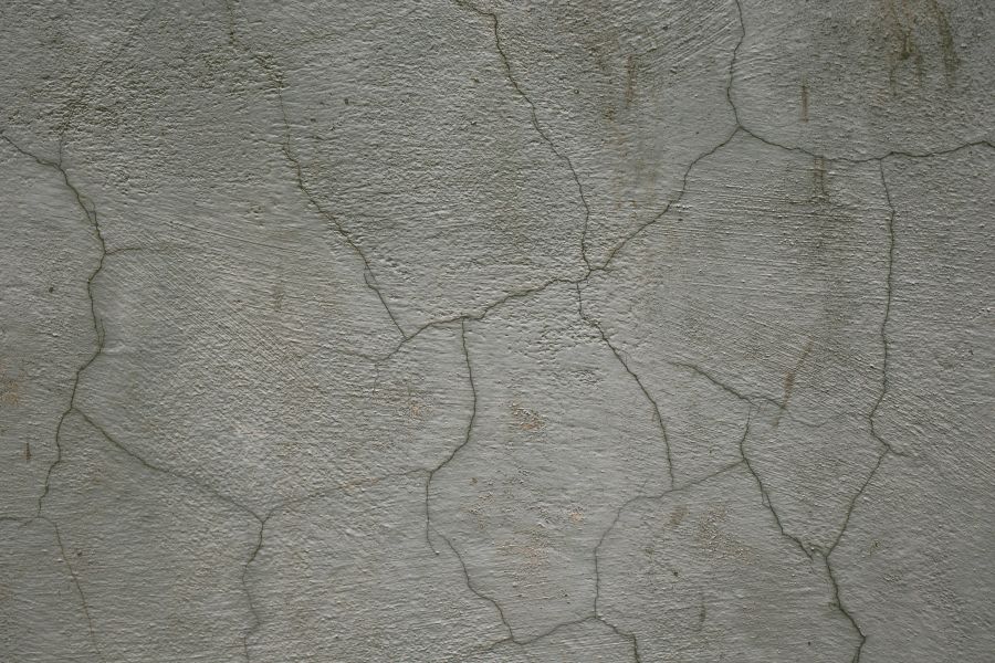 cracked wall  