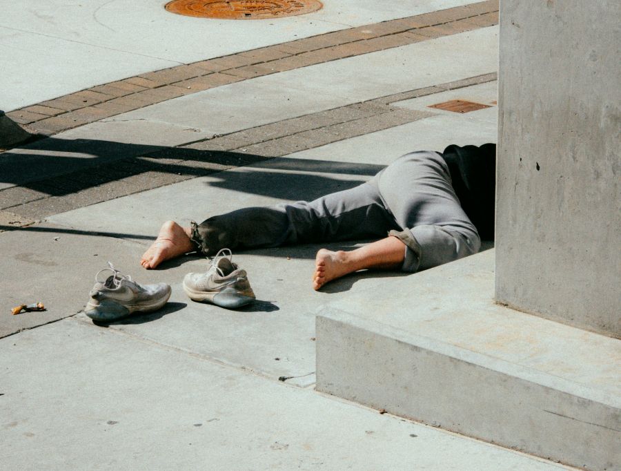 moto accident accident,pasedout,nike